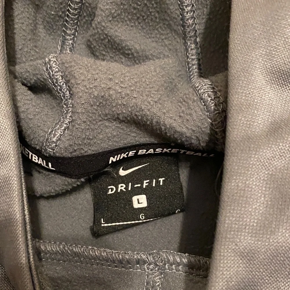 Nike Gray Elite Hoodie
